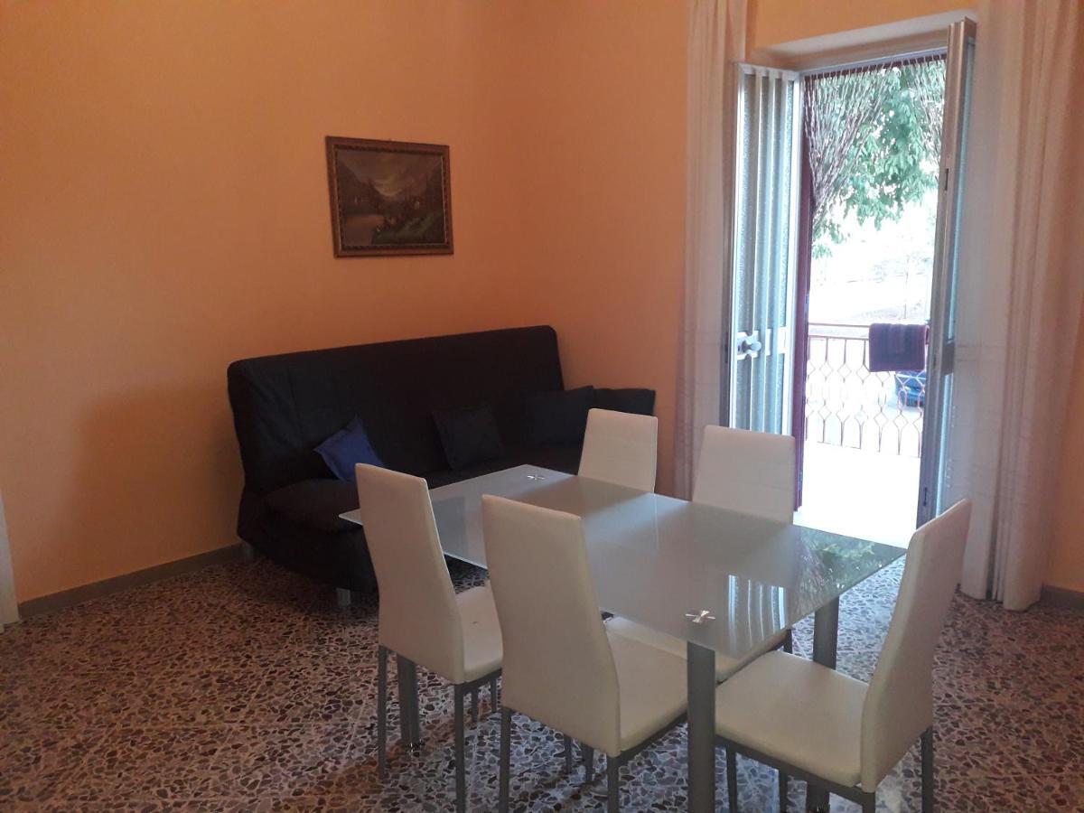 Casa Vacanza "Lo Vita" Appartamento "Alessia" Galatina Collemeto Екстериор снимка